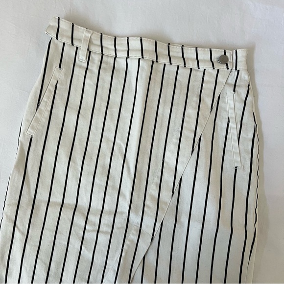 Wash Lab denim skirt - Picture 2 of 5